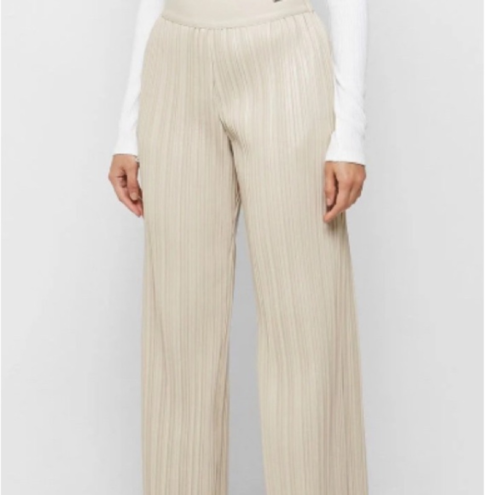 COPY - Maniere De Voir pleated faux leather trousers US 6